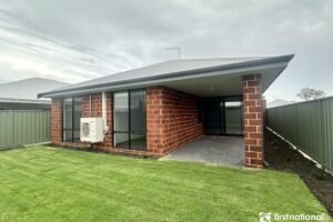 6 Lilylock Crescent, HENLEY BROOK, WA 6055 AUS