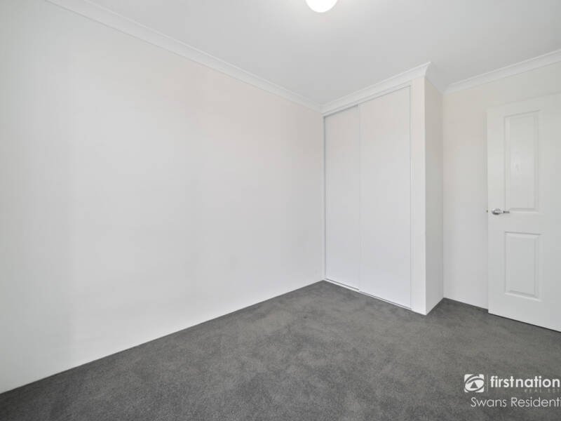 14 Sunnyside Way, AVELEY, WA 6069 AUS
