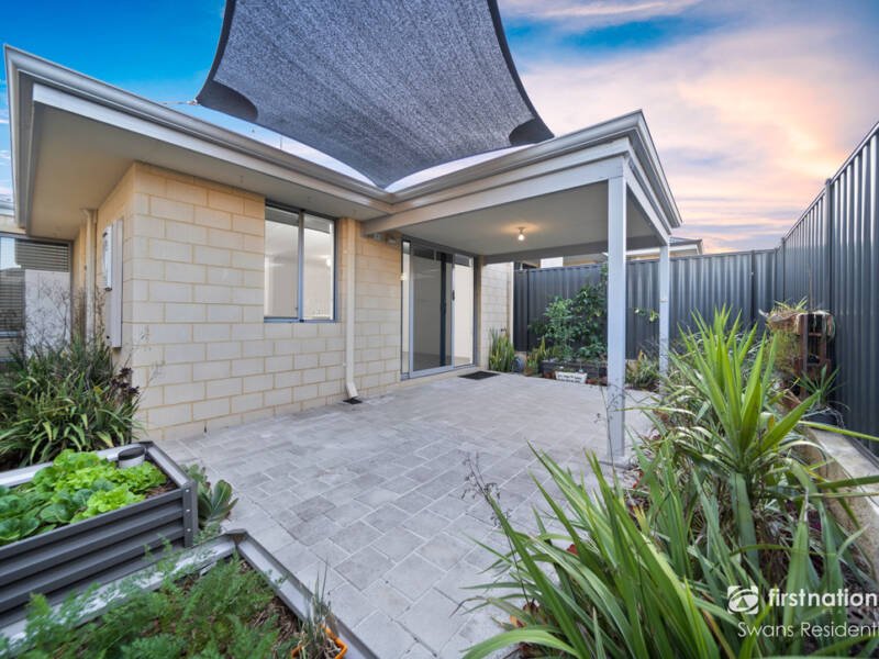 14 Sunnyside Way, AVELEY, WA 6069 AUS