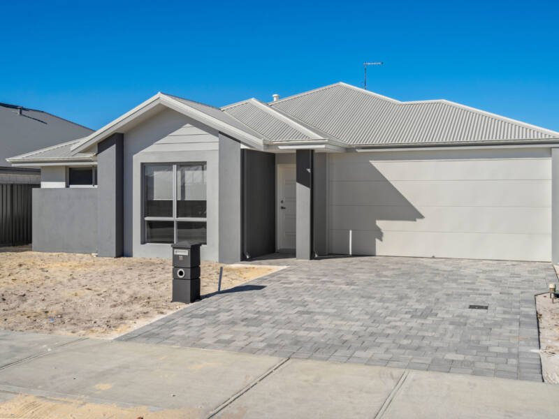 11 Trinity Road, HENLEY BROOK, WA 6055 AUS