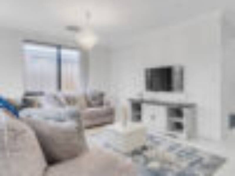 43 Clydesdale Street, ELLENBROOK, WA 6069 AUS