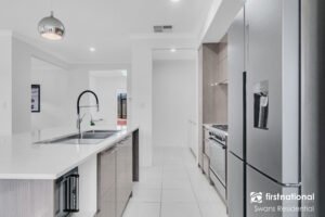 43 Clydesdale Street, ELLENBROOK, WA 6069 AUS