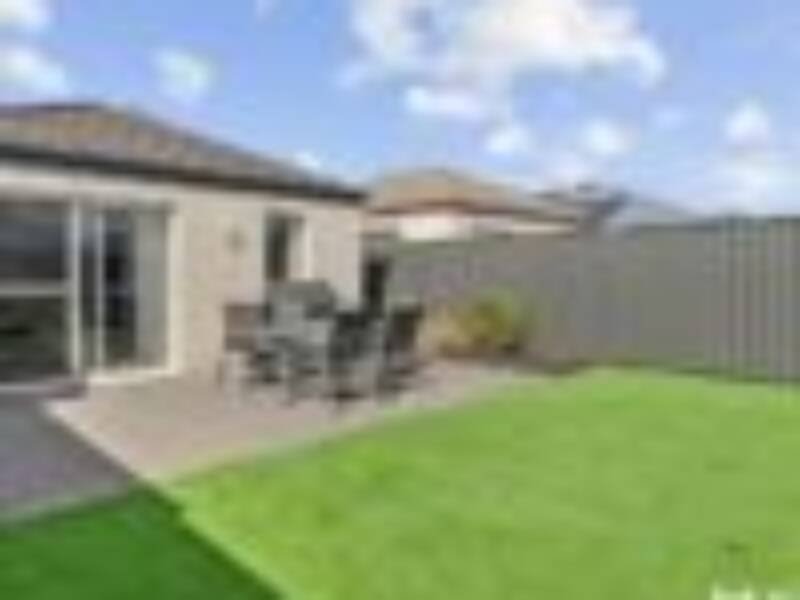 19 Ornate Glade, AVELEY, WA 6069 AUS