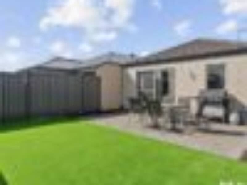 19 Ornate Glade, AVELEY, WA 6069 AUS