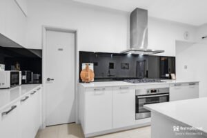 412 Woollcott Avenue, BRABHAM, WA 6055 AUS