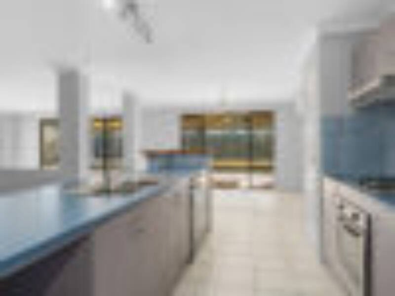 7 Withnell Drive, ELLENBROOK, WA 6069 AUS